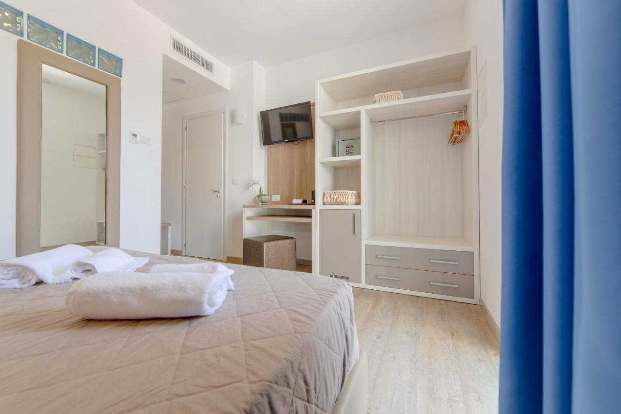 Villaggio Poseidone Beach Resort - Hotel Torre San Giovanni Ugento Exteriör bild
