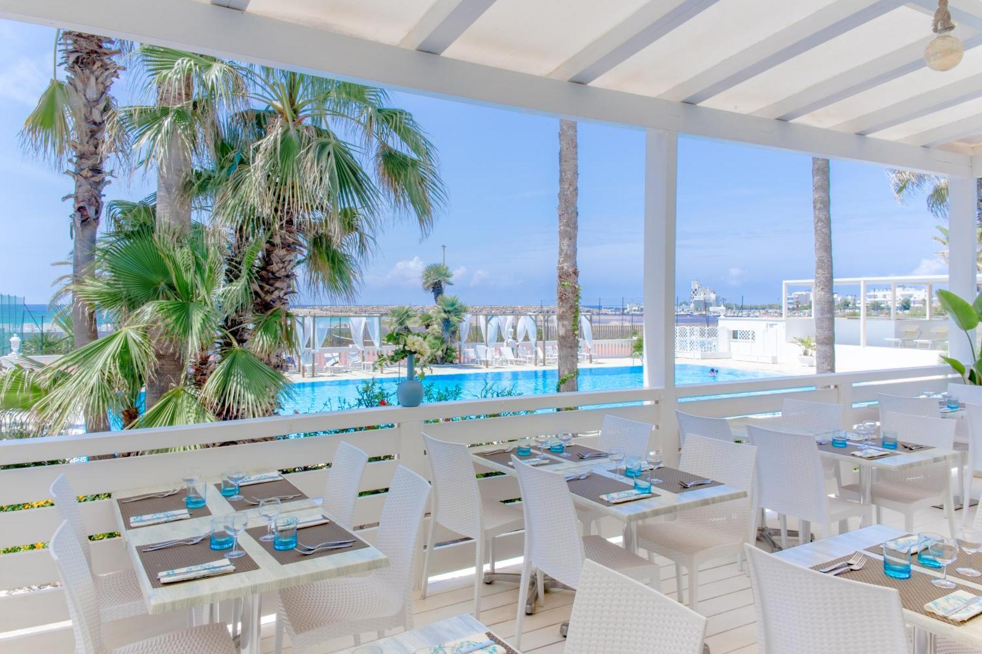 Villaggio Poseidone Beach Resort - Hotel Torre San Giovanni Ugento Exteriör bild
